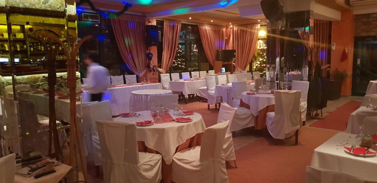Apolis Hotel Mouzaki Екстериор снимка