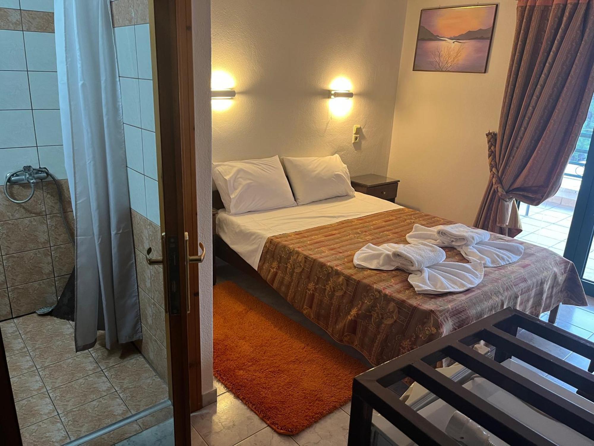 Apolis Hotel Mouzaki Екстериор снимка