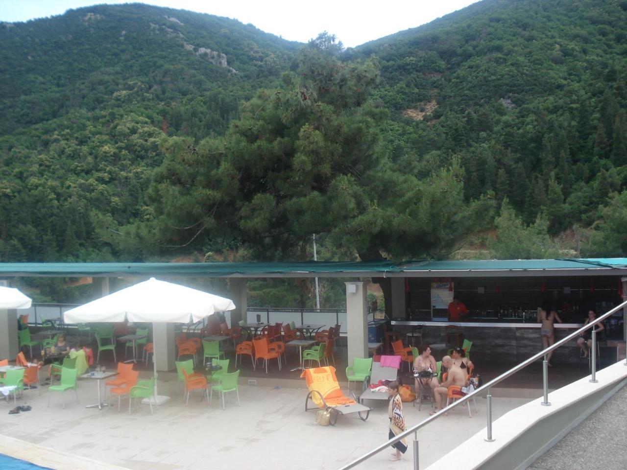 Apolis Hotel Mouzaki Екстериор снимка